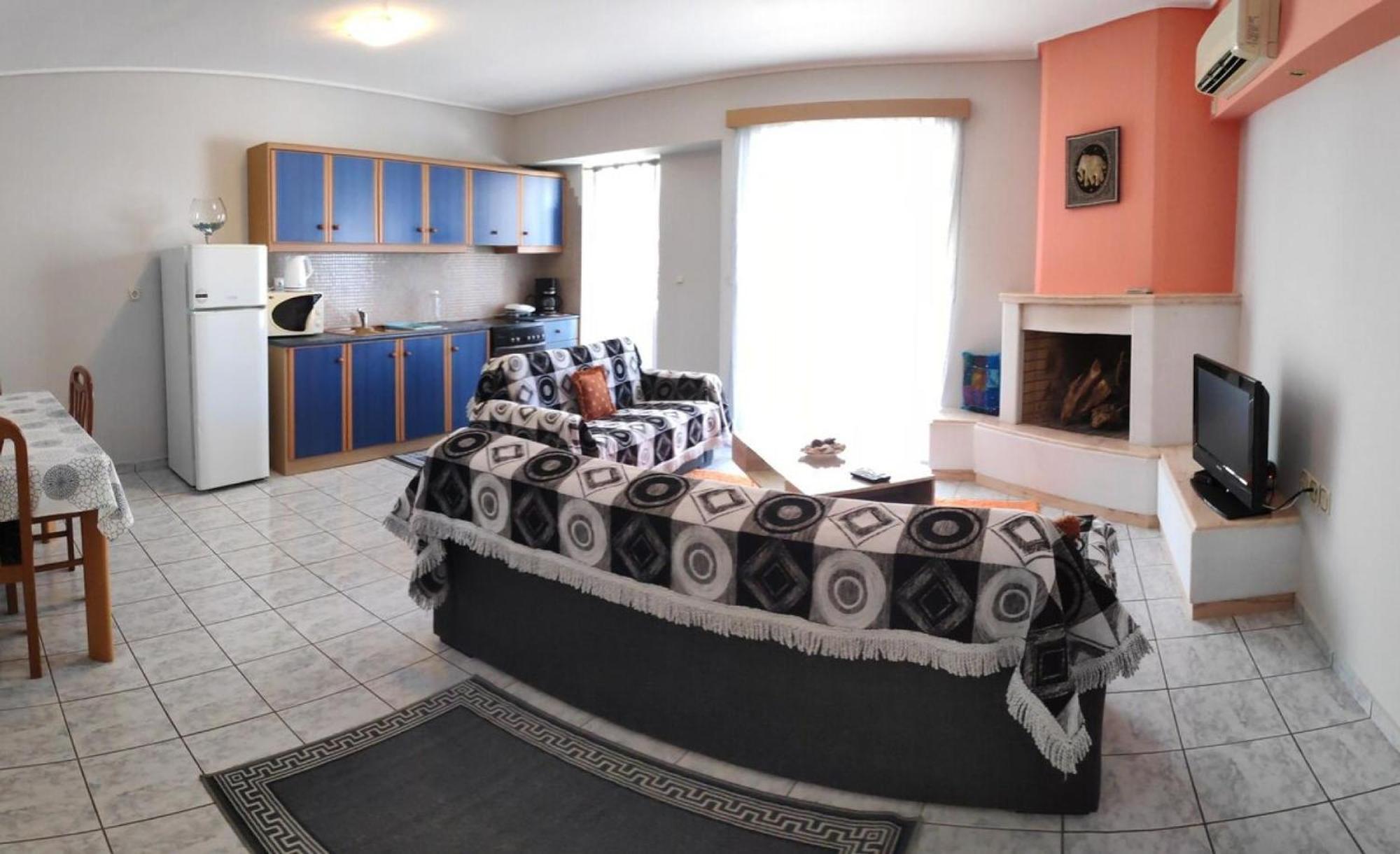 Daphnus Apartment In Agios Konstantinos Agios Konstantinos  Bagian luar foto